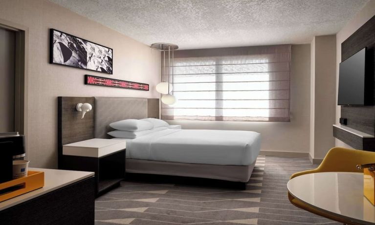 Day use room with  natural light at Hyatt Regency Los Angeles International Airport.