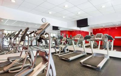 Fitness center available at Radisson Akron/Fairlawn.