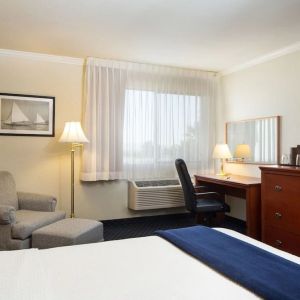 Day use room with work desk at The Marina Inn On San Francisco Bay.