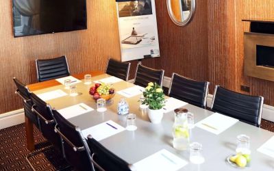 Professional meeting room at Mercure Hotel London Hyde Park.
