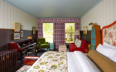 King suite at Graduate By Hilton Cambridge.