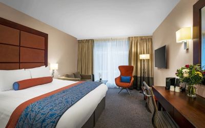 Day use room with work desk at Leonardo Royal St Paul's Hotel.