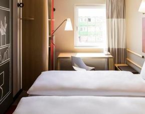 Hôtel Ibis Paris Le Bourget, Paris