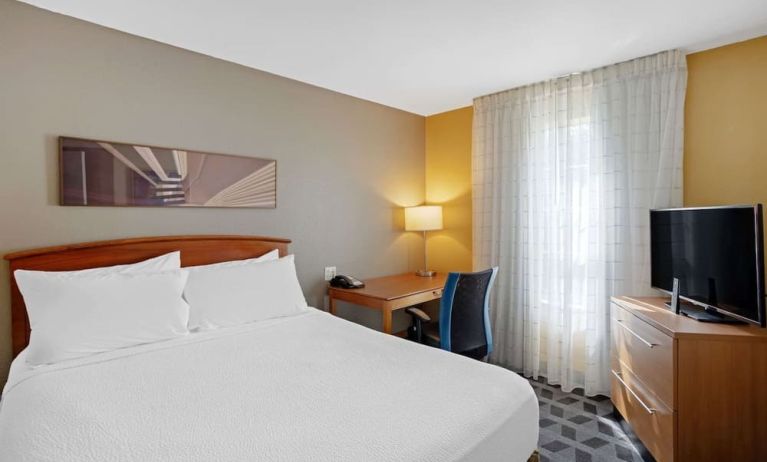 Romantic king room at MainStay Suites Mt. Laurel - Philadelphia.