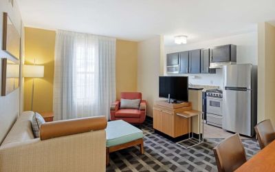Spacious king room at MainStay Suites Mt. Laurel - Philadelphia.