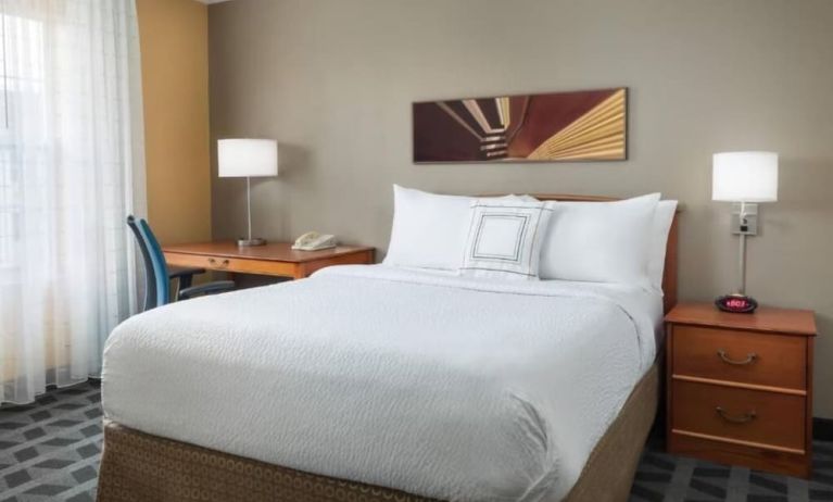 Simple king suite at MainStay Suites Mt. Laurel - Philadelphia.