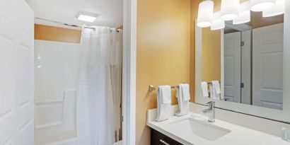 Guest bathroom at MainStay Suites Mt. Laurel - Philadelphia.