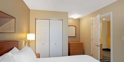 Romantic king room at MainStay Suites Mt. Laurel - Philadelphia.