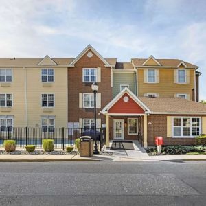 Hotel exterior at MainStay Suites Mt. Laurel - Philadelphia.