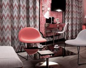 Idol Hotel, Paris