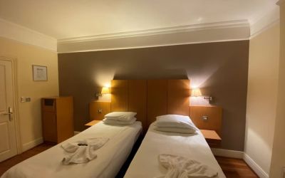 Day use twin room at Buckingham Hotel.