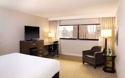 Day use room with work desk at Hyatt Regency Milwaukee.