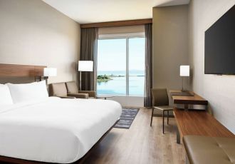 Hotel AC Hotel By Marriott SFO/Oyster Point Waterfront image