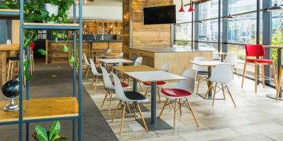 Hotel bar and lounge area, perfect for co-working at ibis Leicester City.