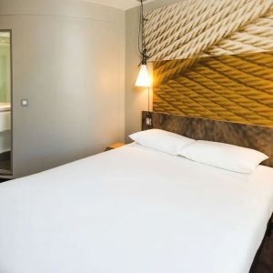 Day use room with private bathroom at ibis Leicester City.