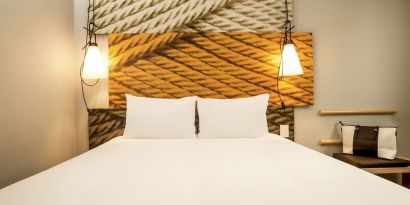 King bed at ibis Leicester City.