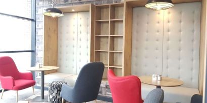 Lounge sitting at ibis Leicester City.