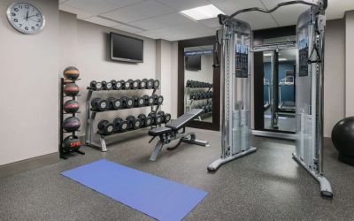 Fitness center at Hampton Inn Washington DC / White House.