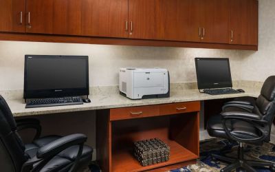 Business center available at Hampton Inn Washington DC / White House.