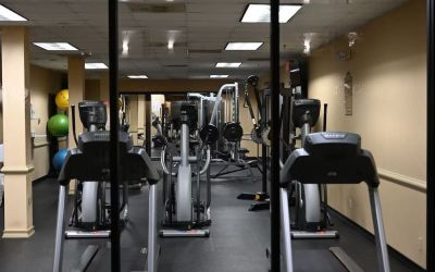 Fitness center available at Atrium Hotel & Suites.