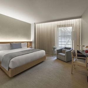 Day room with TV at The Knickerbocker Hotel.