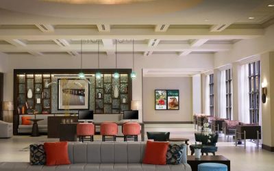 Lobby and coworking lounge at Marriott Boca Raton.