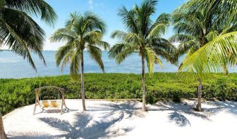 each seating and access at Parrot Key Hotel & Villas.