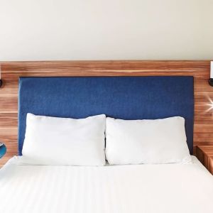 King bed at ibis Styles Birmingham NEC.