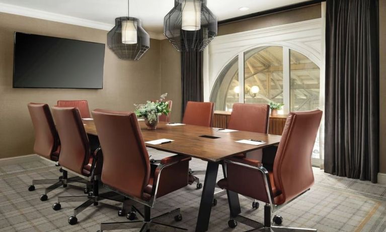 Meeting room at Union Station Hotel Nashville.