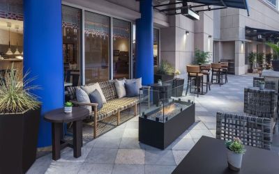 Patio perfect for coworking at Hyatt Regency Valencia.