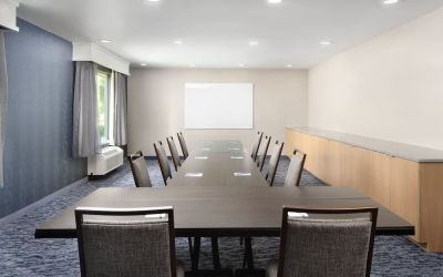 Meeting room at Fairfield Inn & Suites By Marriott Jacksonville.