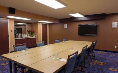 Meeting room at Courtyard By Marriott Dallas DFW Airport North/Irving.