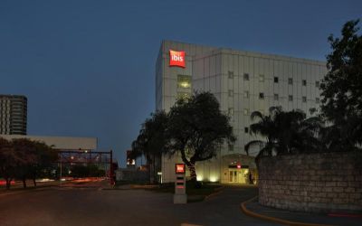 Ibis Monterrey Valle