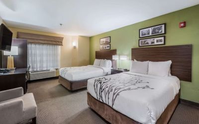 Queen beds at Spark By Hilton Oxford.