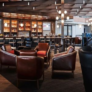 Hotel bar at Hyatt Regency Boston/Cambridge.