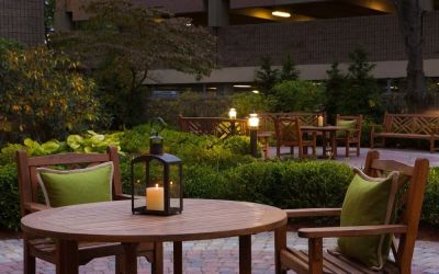 Courtyard perfect for coworking at Hyatt Regency Boston/Cambridge.