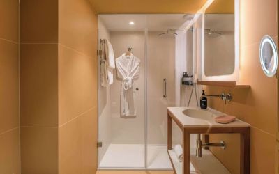 Guest bathroom at Canopy By Hilton Cannes.