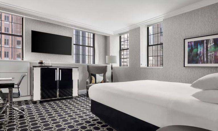 Romantic king room at The Muse New York.