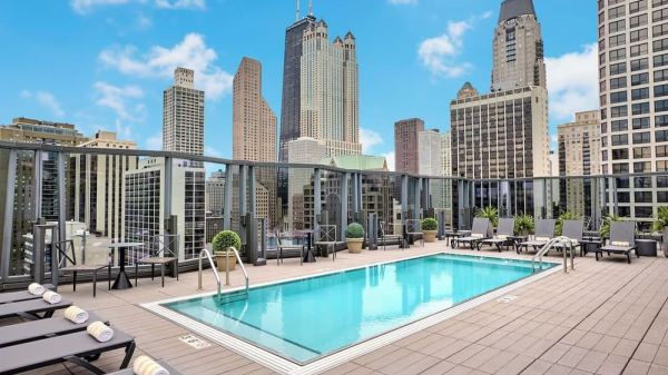 Hotel Viceroy Chicago image
