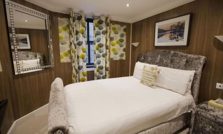 Day use room at Cheshire Hotel.