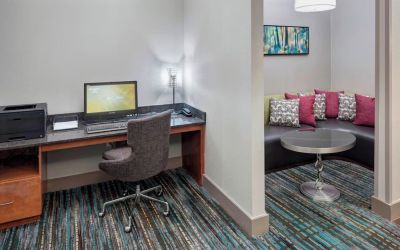 Business center available at Residence Inn By Marriott Hattiesburg.