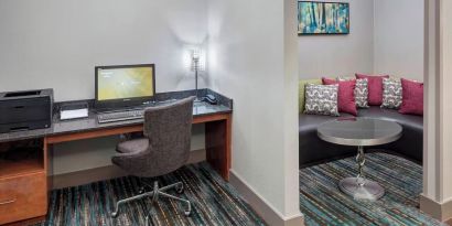 Business center available at Residence Inn By Marriott Hattiesburg.