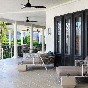 Seats in the veranda perfect for coworking at Renaissance Boca Raton Hotel.
