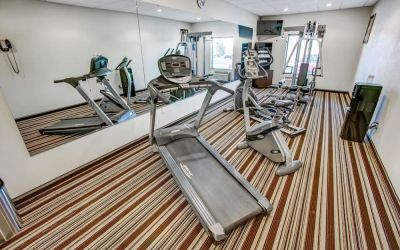 Fitness center available at Comfort Inn & Suites Triadelphia.
