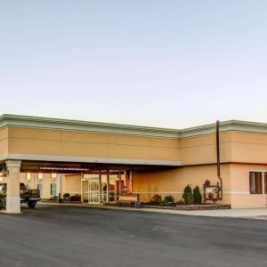 Parking area at Comfort Inn & Suites Triadelphia.