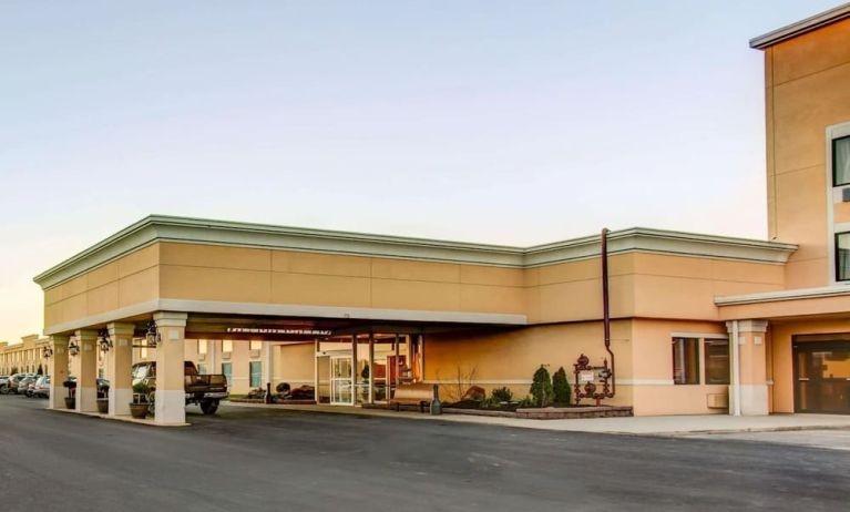 Parking area at Comfort Inn & Suites Triadelphia.