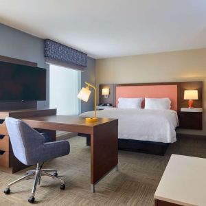 Day use room with work desk at Hampton Inn & Suites Providence/Smithfield.