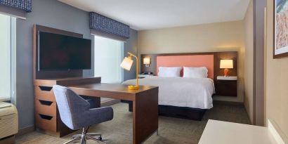 Day use room with work desk at Hampton Inn & Suites Providence/Smithfield.