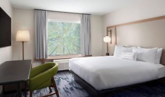 Day use room with work desk at Fairfield Inn & Suites By Marriott Kenosha Pleasant Prairie.