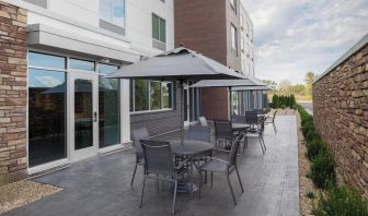 Outdoor seats perfect for coworking at Fairfield Inn & Suites By Marriott Kenosha Pleasant Prairie.